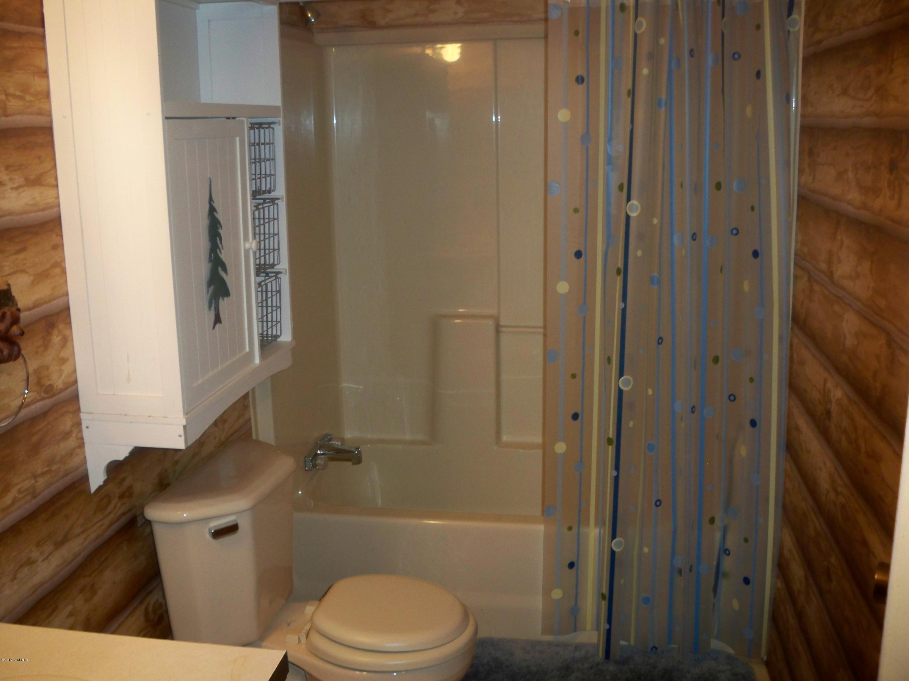 8674 East Kinney Road Branch, MI 49402 - Photo 16 of 27 100_6338