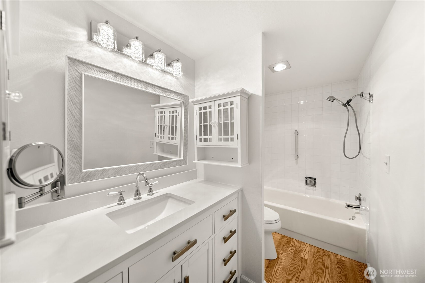 300 South Elliott Avenue, Unit 29 Wenatchee, WA 98801 - Photo 22 of 36 a bathroom with a tub sink double vanity granite and a mirror
