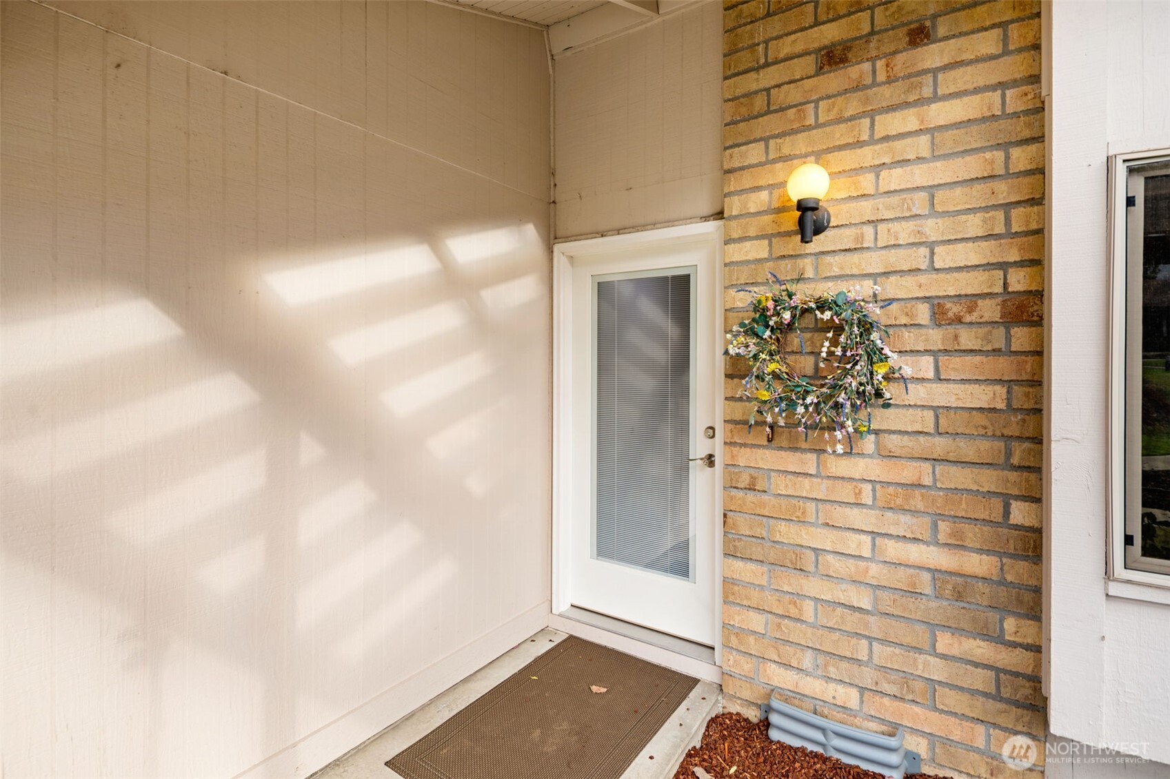 300 South Elliott Avenue, Unit 29 Wenatchee, WA 98801 - Photo 3 of 36