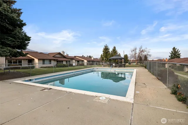 $449,000 | 300 South Elliott Avenue, Unit 29, Wenatchee, WA 98801