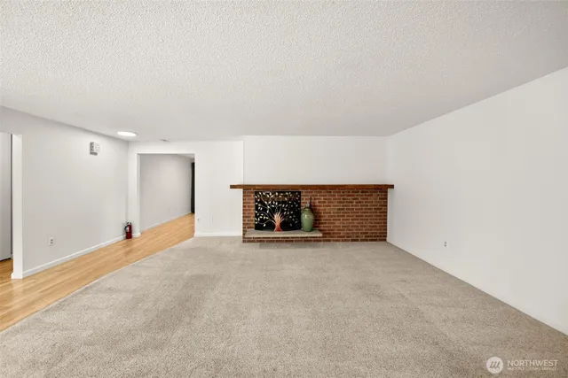 a view of an empty room with window