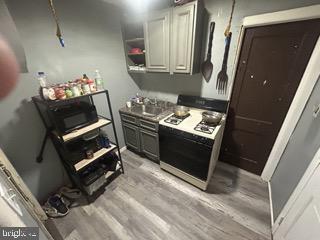 1111 Green Street Reading, PA 19604 - Photo 2 of 7