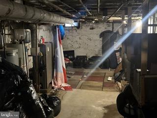 1111 Green Street Reading, PA 19604 - Photo 6 of 7