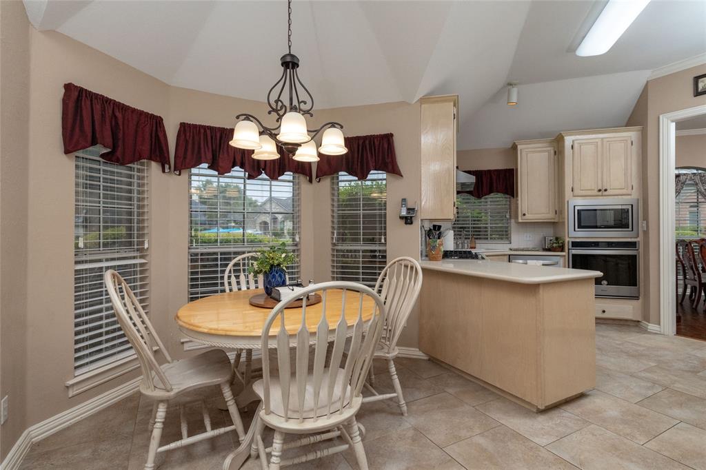 5005 Shadowood Road Colleyville, TX 76034 - Photo 12 of 40