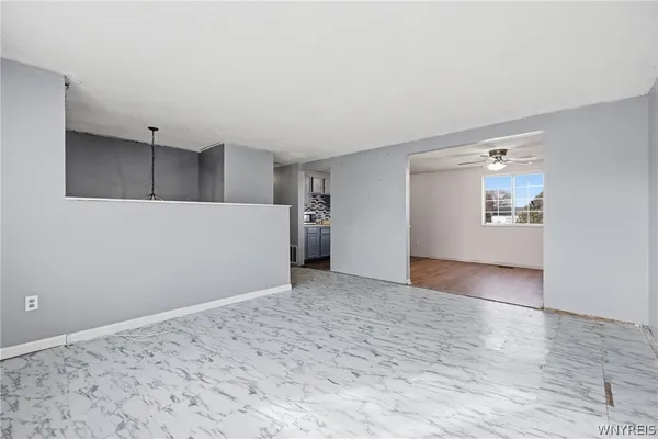 $189,900 | 6954 Academy Lane, Lockport Town, NY 14094