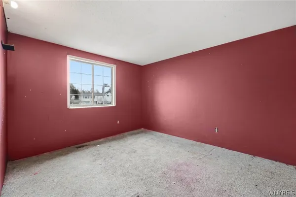 $189,900 | 6954 Academy Lane, Lockport Town, NY 14094