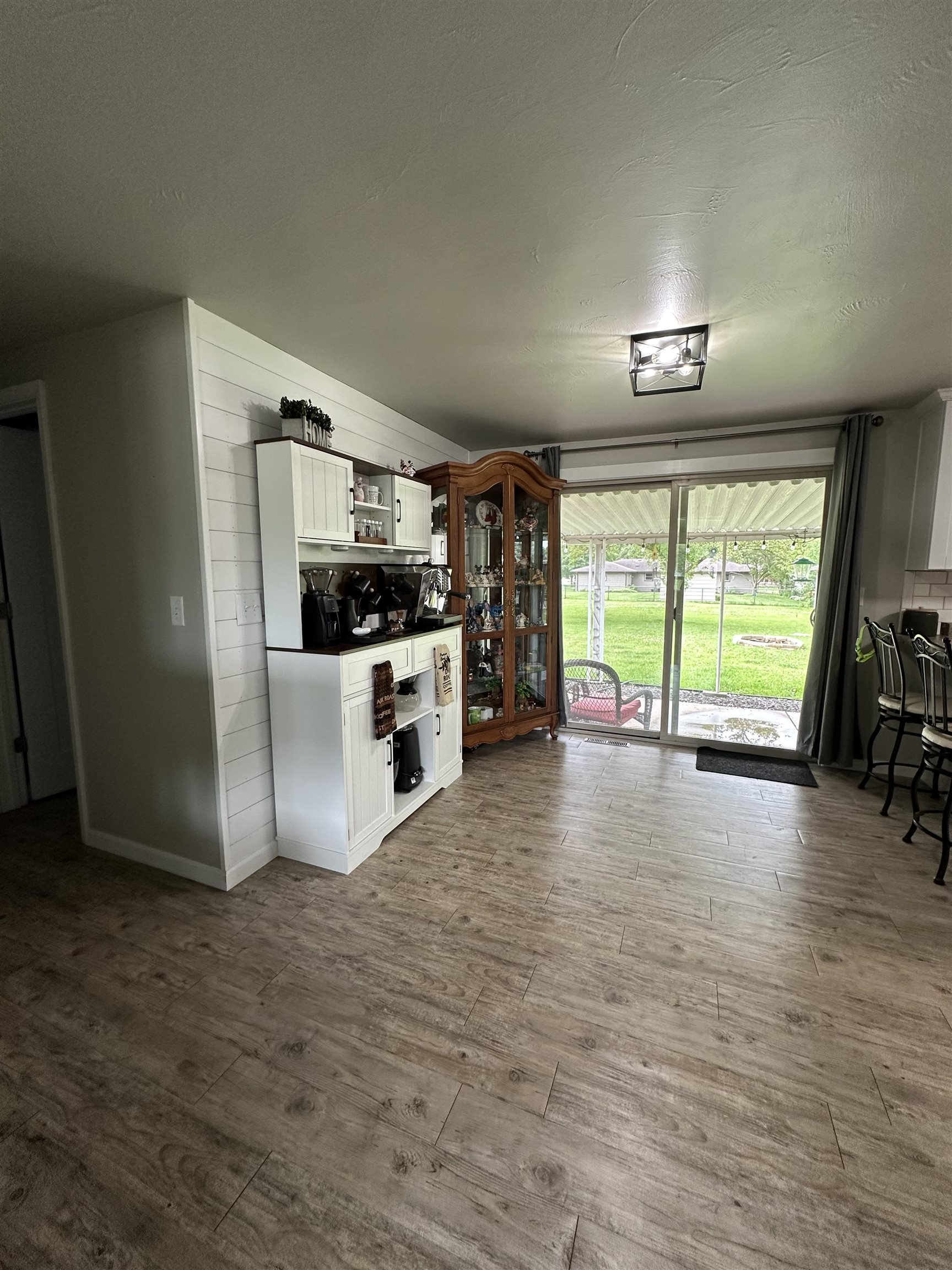 1589 West Paulson Road Green Bay, WI 54313 - Photo 4 of 20