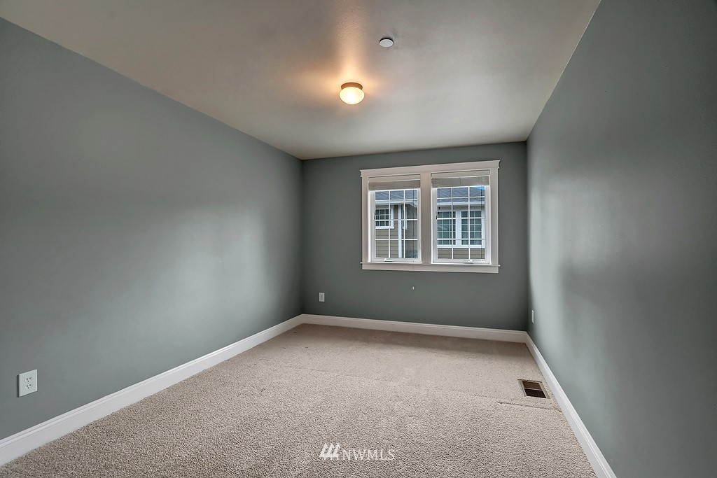 22527 9th Drive Southeast Bothell, WA 98021 - Photo 16 of 19
