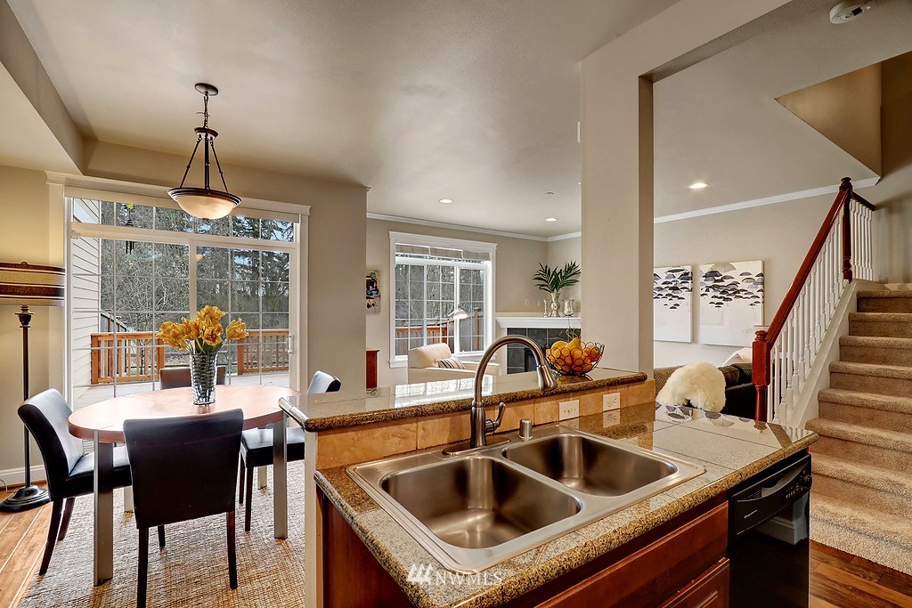 22527 9th Drive Southeast Bothell, WA 98021 - Photo 6 of 19