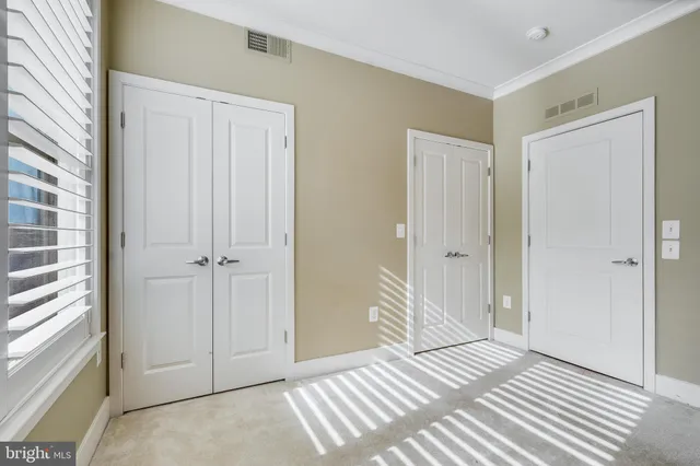 $3,250 | 815 North Patrick Street, Unit 402, Alexandria, VA 22314