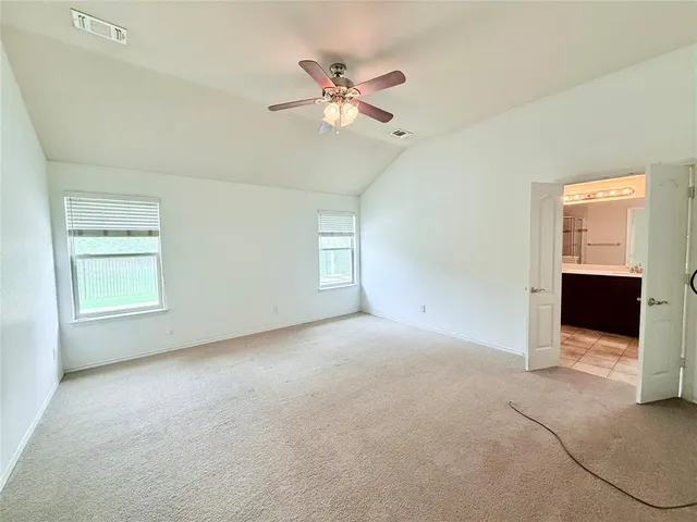 $2,700 | 924 Blue Quail Run, Glenn Heights, TX 75154