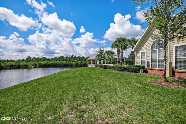 $300,000 | 4340 Redtail Hawk Drive, Unit 294, Jacksonville, FL 32257