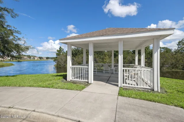 $300,000 | 4340 Redtail Hawk Drive, Unit 294, Jacksonville, FL 32257