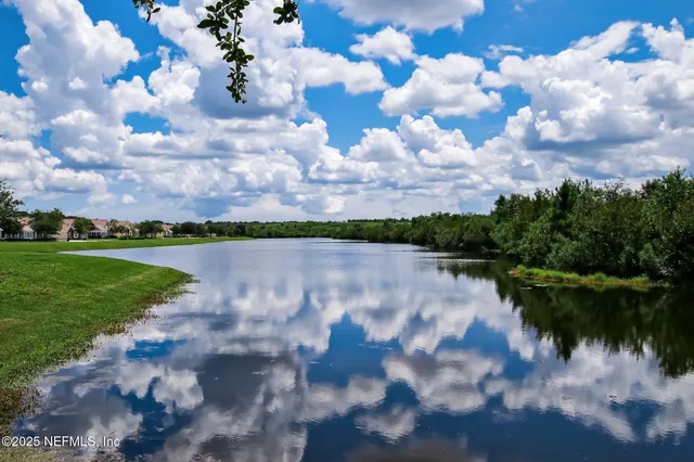 $300,000 | 4340 Redtail Hawk Drive, Unit 294, Jacksonville, FL 32257