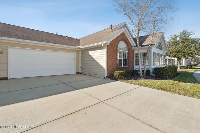 $300,000 | 4340 Redtail Hawk Drive, Unit 294, Jacksonville, FL 32257