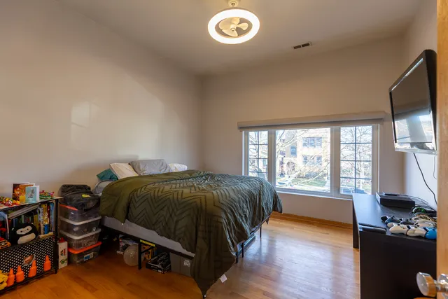 $852,900 | 4716 North Kilbourn Avenue, Chicago, IL 60630