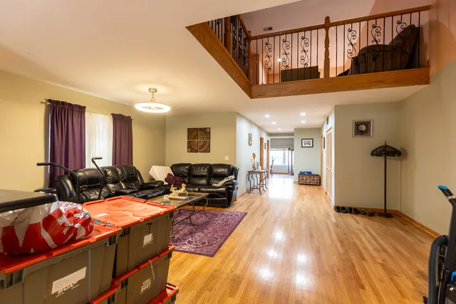 $852,900 | 4716 North Kilbourn Avenue, Chicago, IL 60630