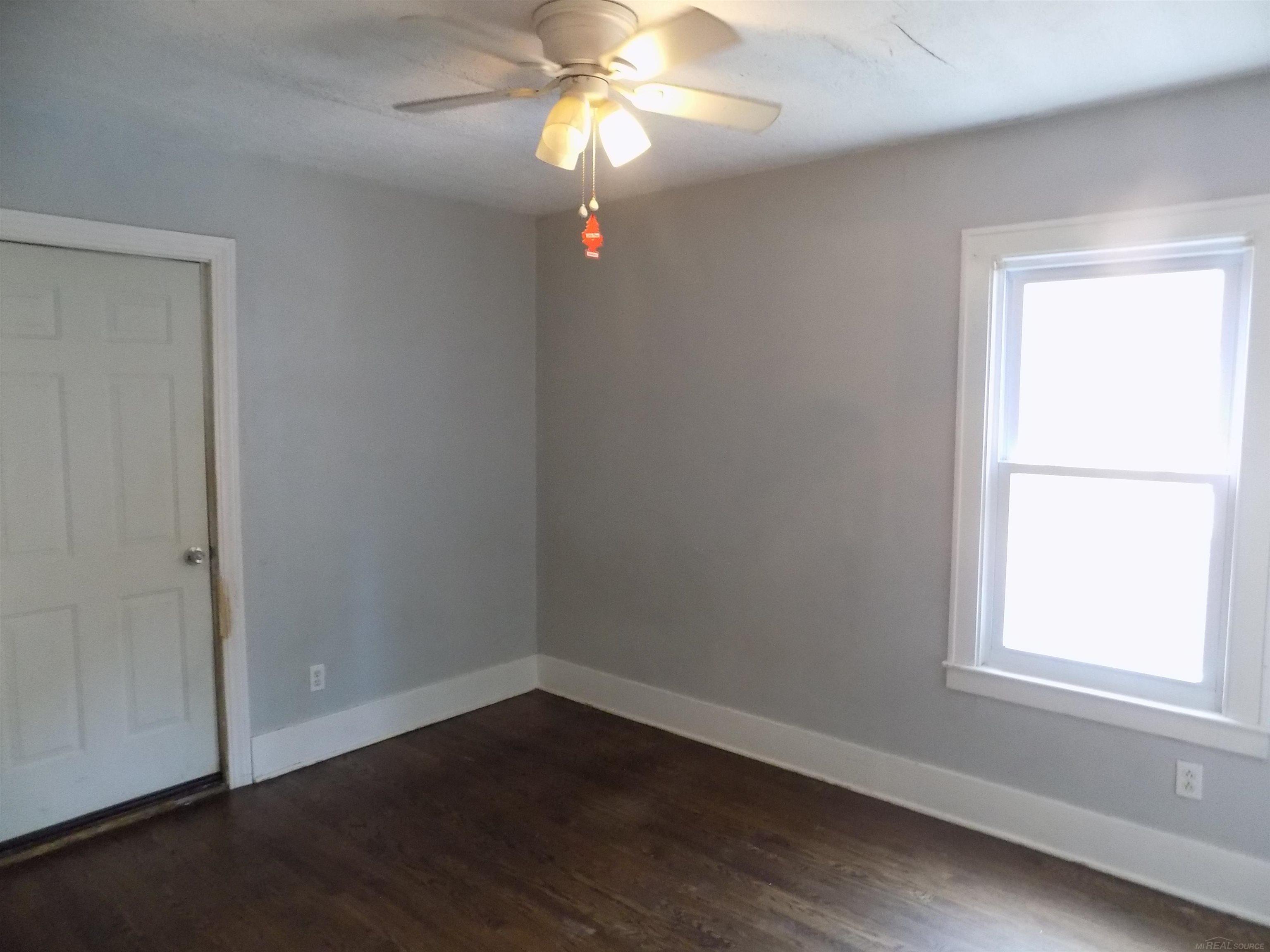35920 John R Street Wayne, MI 48184 - Photo 8 of 11