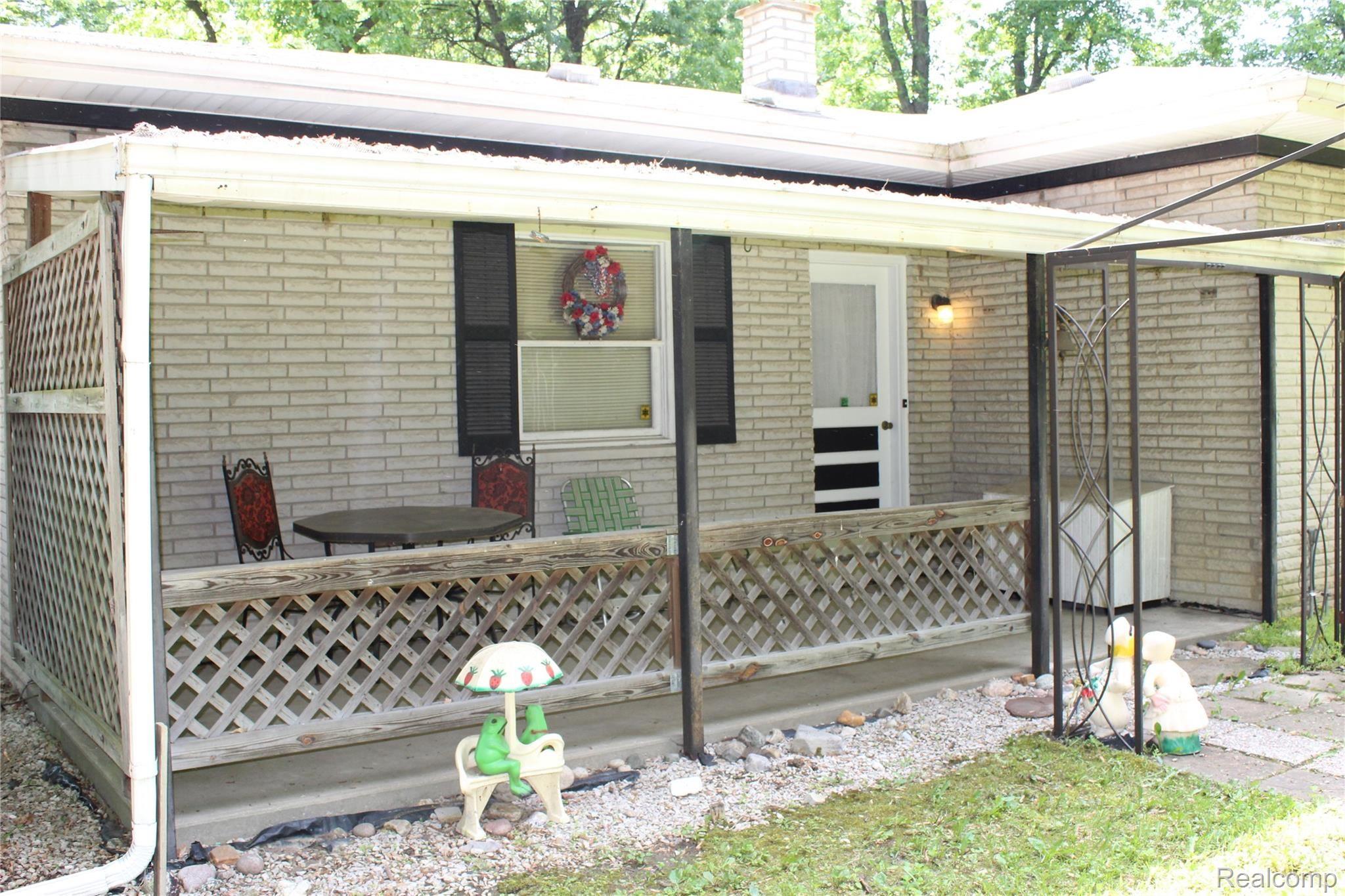 2405 Murphy Road Flint, MI 48504 - Photo 26 of 35 IMG_1378.JPG