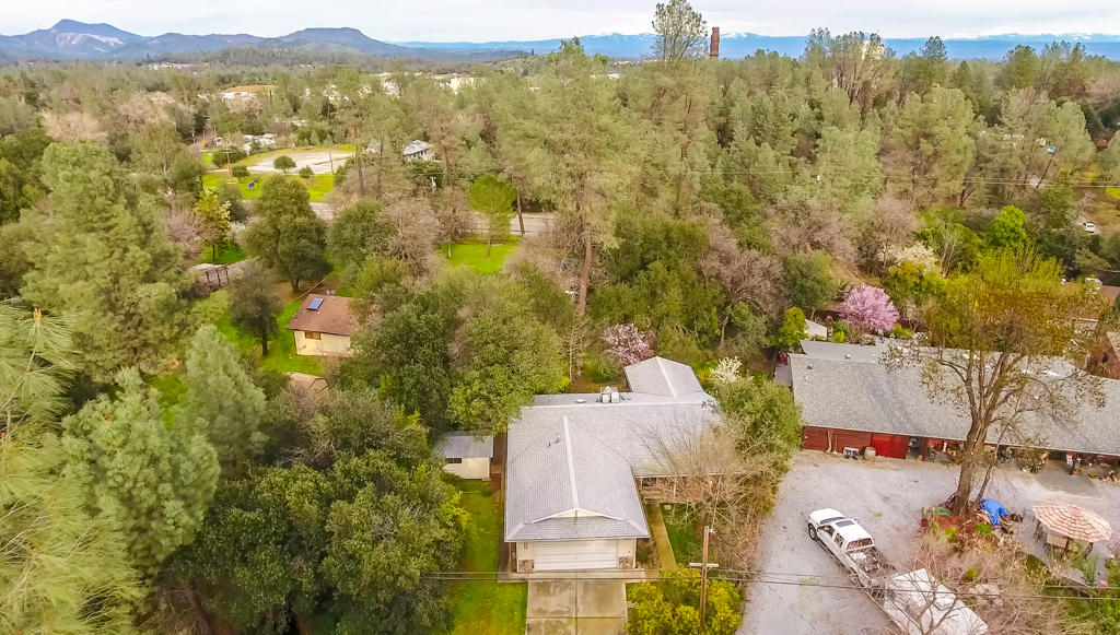 12651 Williamson Road Redding, CA 96003 - Photo 38 of 39 an aerial view of multiple house