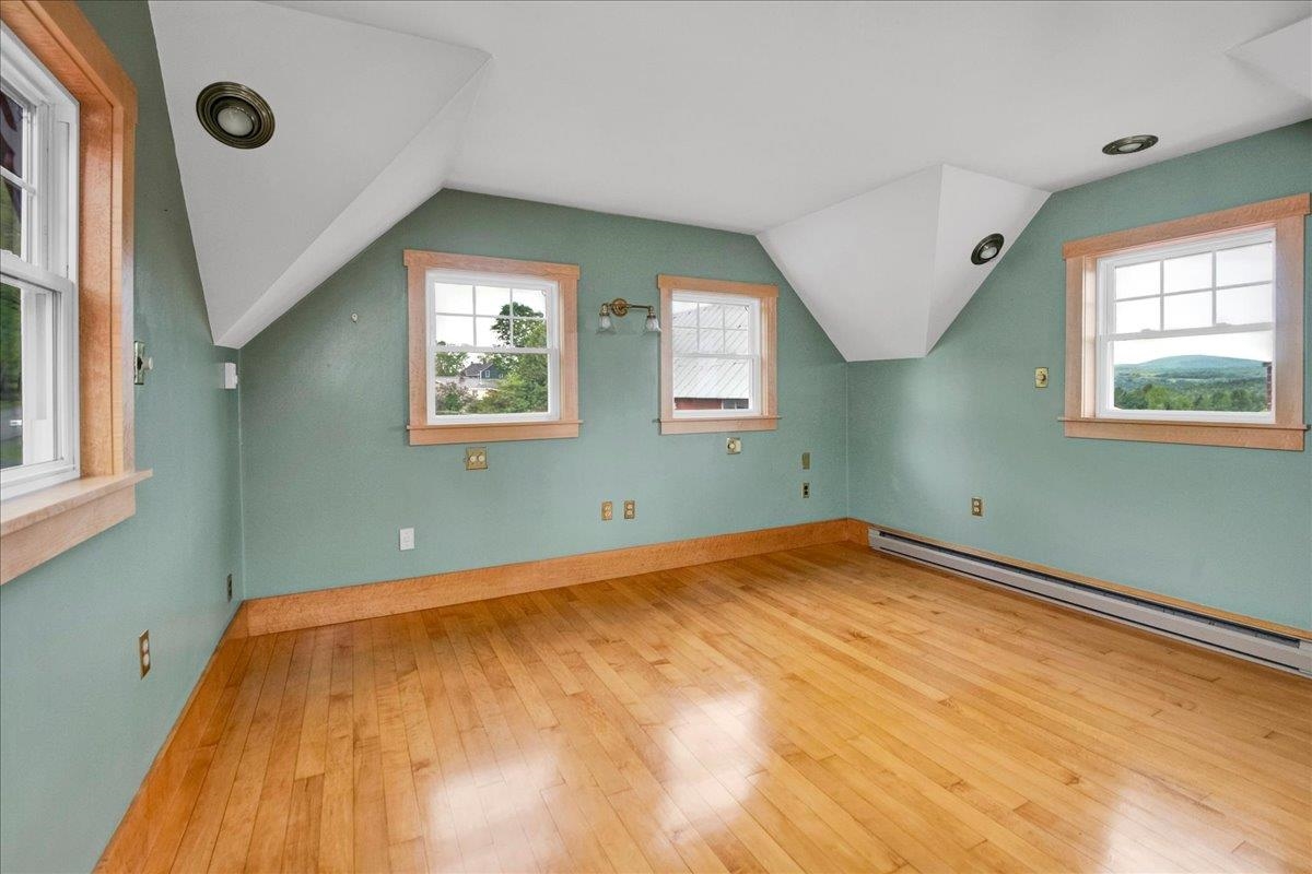 64 Peloquin Road Barre Town, VT 05654 - Photo 18 of 49