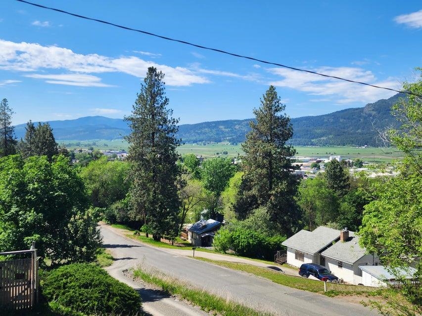 902 North Maple Street Colville, WA 99114 - Photo 2 of 33 Gallery Image 2