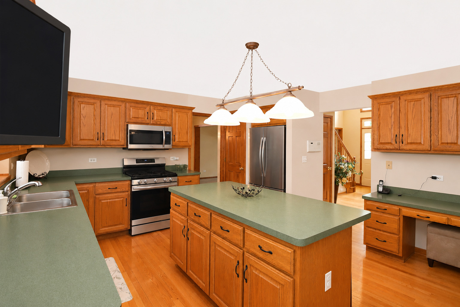 2660 Hoddam Road Naperville, IL 60564 - Photo 16 of 35