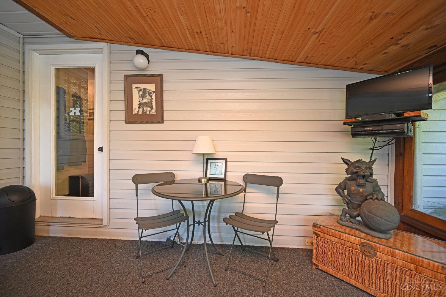 8704 Livingston Road Cincinnati, OH 45251 - Photo 55 of 89 Gallery Image 55