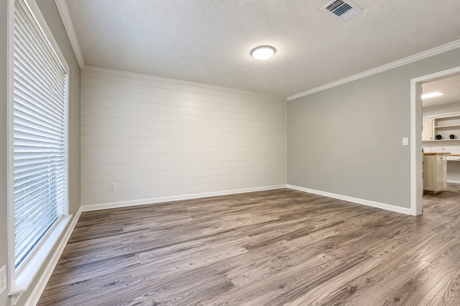 6510 FM 3012 Road Wharton, TX 77488 - Photo 13 of 45 Study/ Dining room