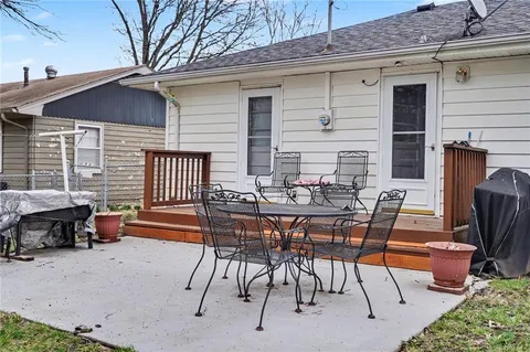 $240,000 | 110 Elm Street, Wellsville, KS 66092