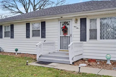 $240,000 | 110 Elm Street, Wellsville, KS 66092