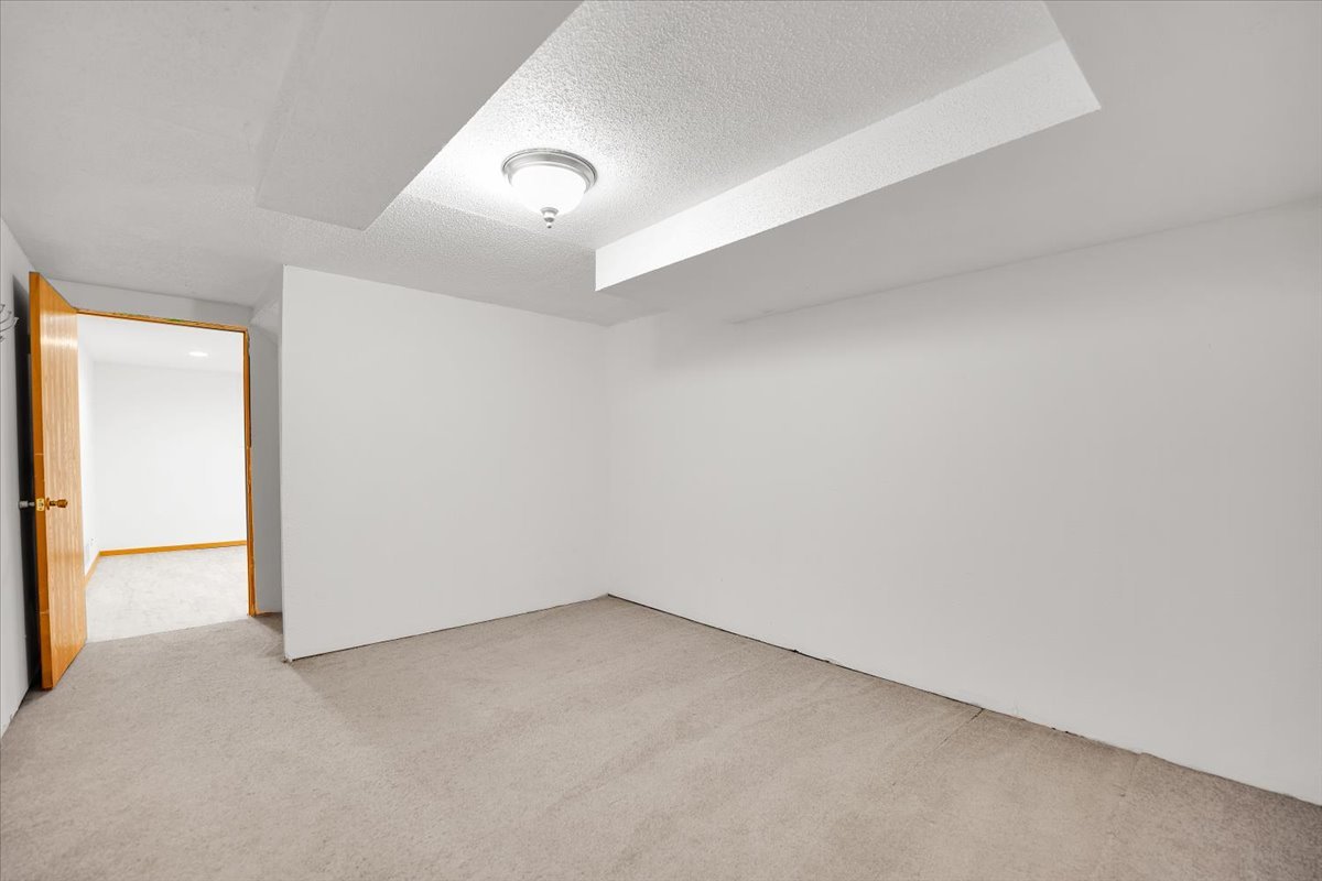 390 Madeline Trail Rockford, IL 61107 - Photo 26 of 32