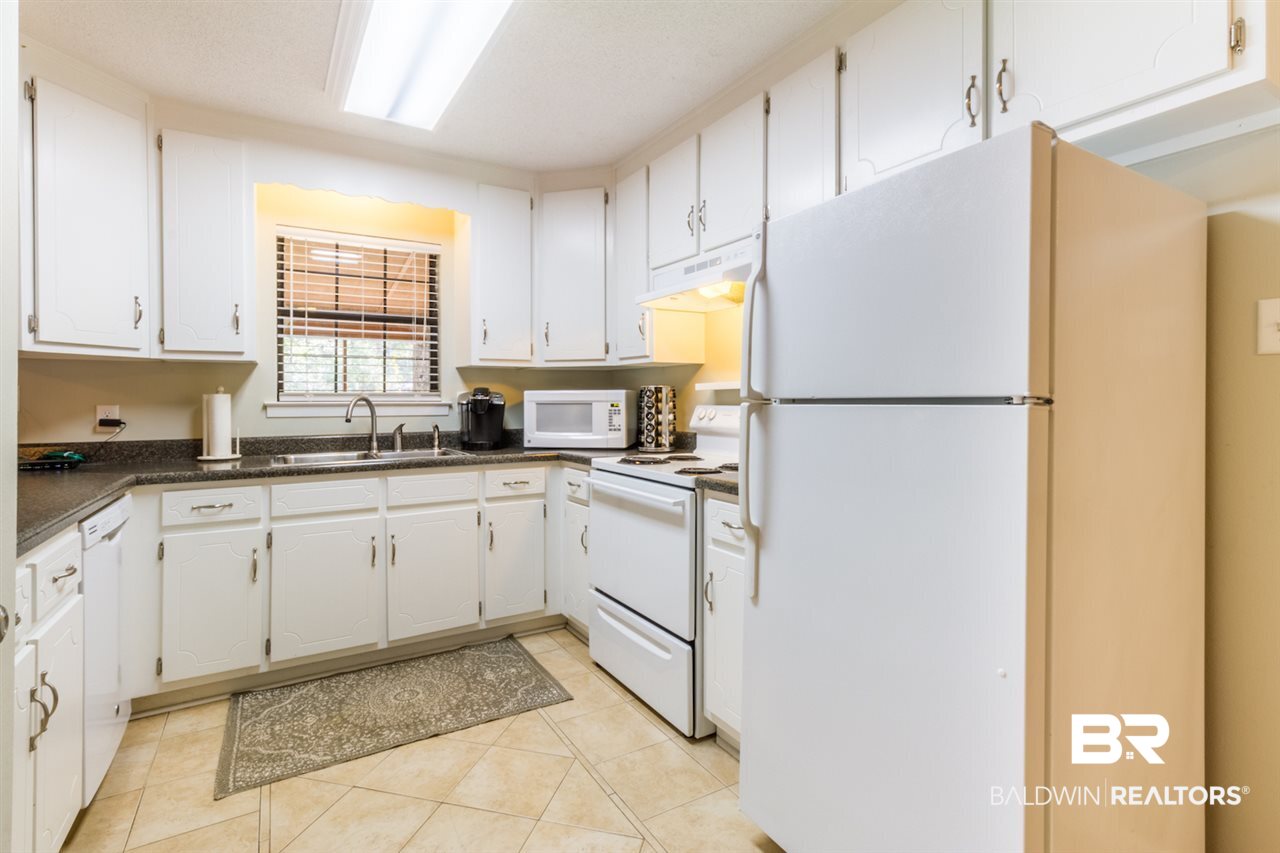 10110 Willis Road Foley, AL 36535 - Photo 9 of 22