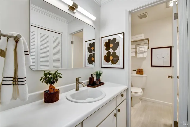 $1,150,000 | 72 Lucky Drive, Corte Madera, CA 94925