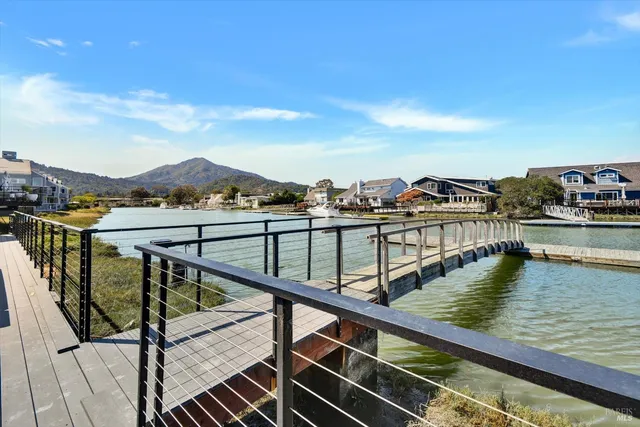 $1,150,000 | 72 Lucky Drive, Corte Madera, CA 94925