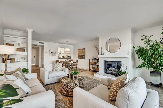 $1,150,000 | 72 Lucky Drive, Corte Madera, CA 94925