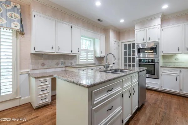 $450,000 | 107 Marion Drive, Greenville, NC 27858