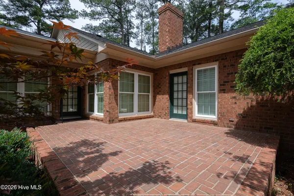 $450,000 | 107 Marion Drive, Greenville, NC 27858