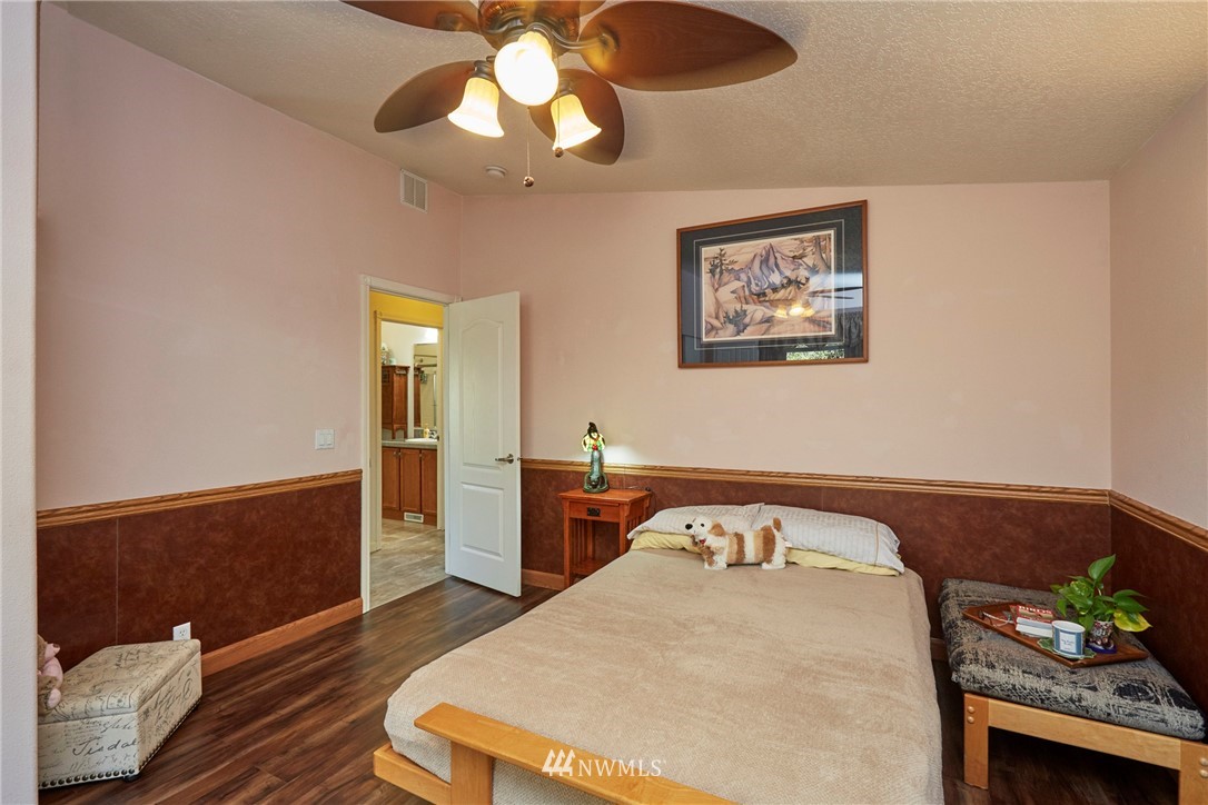 4516 Southeast Foss Road Port Orchard, WA 98366 - Photo 23 of 38 Gallery Image 23