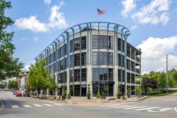 $845,000 | 417 Frazier Avenue, Unit 303, Chattanooga, TN 37405