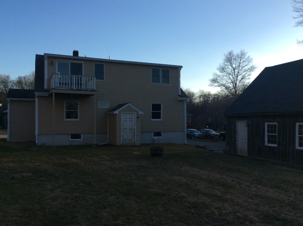 315 Old Stevens Road Swansea, MA 02777 - Photo 8 of 27 Gallery Image 8