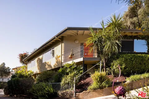 $1,195,000 | 941 Cavanagh Road, Glendale, CA 91207