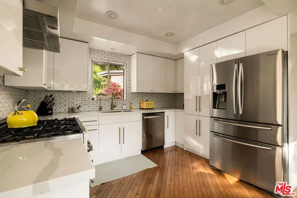 $1,195,000 | 941 Cavanagh Road, Glendale, CA 91207