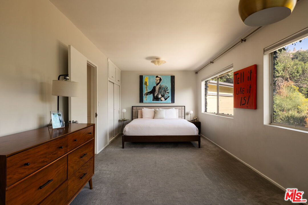 941 Cavanagh Road Glendale, CA 91207 - Photo 14 of 33