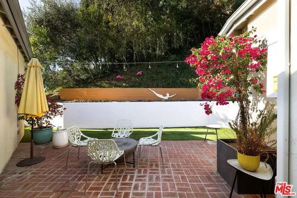 $1,195,000 | 941 Cavanagh Road, Glendale, CA 91207