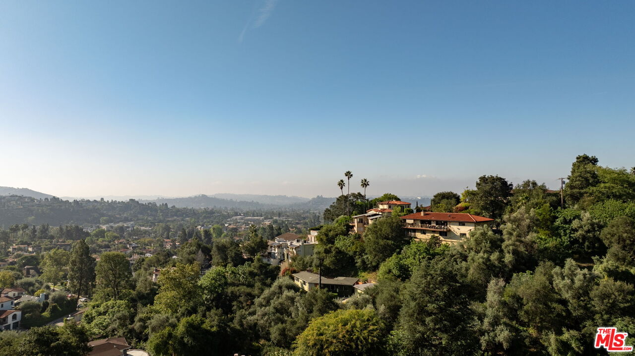 941 Cavanagh Road Glendale, CA 91207 - Photo 31 of 33