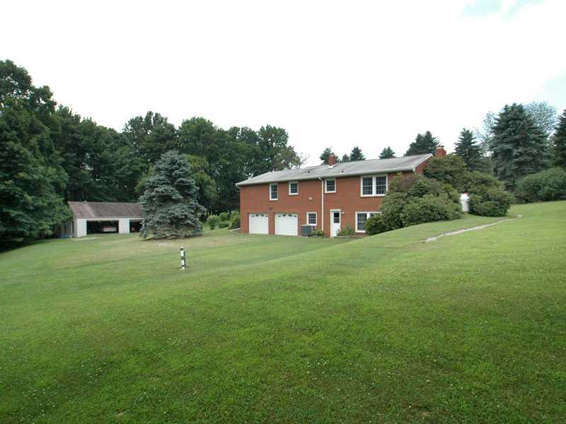 225 Echo Ridge Road Apollo, PA 15613 - Photo 5 of 25 Exterior Back.