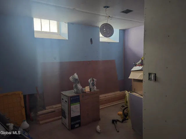 $109,900 | 611 East Gansevoort Street, Little Falls, NY 13365