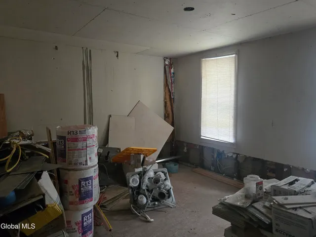 $109,900 | 611 East Gansevoort Street, Little Falls, NY 13365