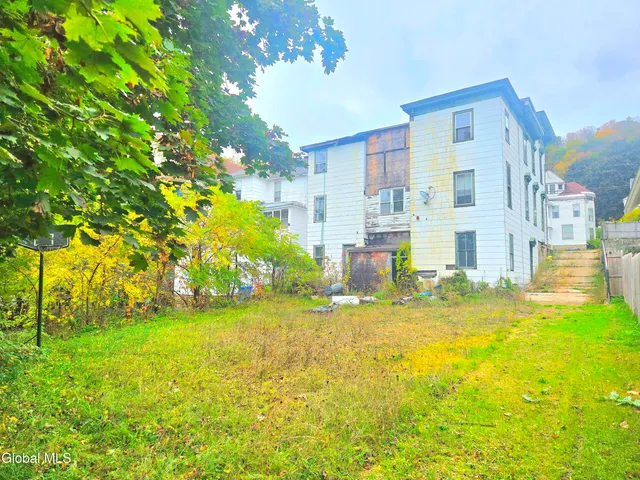 $109,900 | 611 East Gansevoort Street, Little Falls, NY 13365